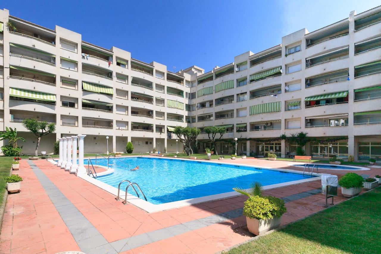 Uhc Marathon Apartments Salou Ngoại thất bức ảnh