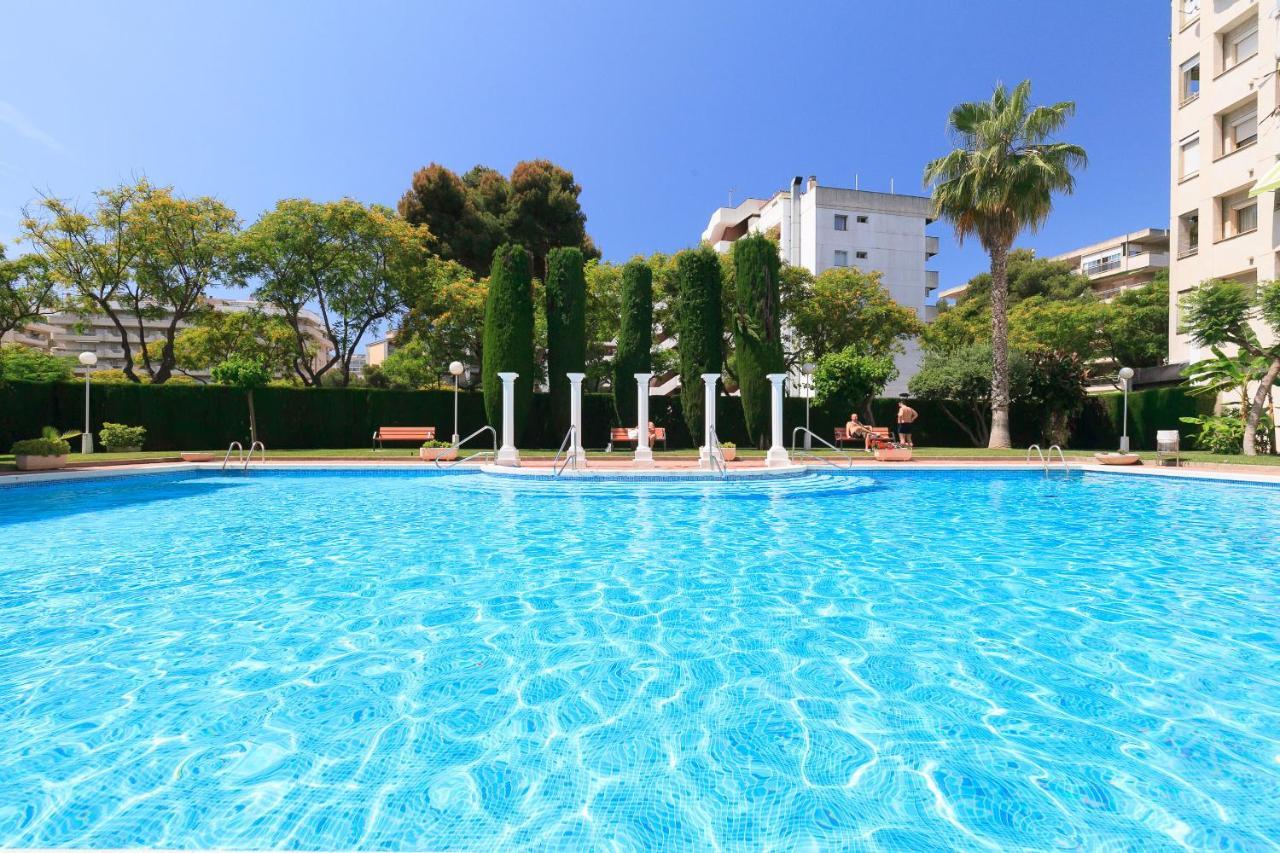 Uhc Marathon Apartments Salou Ngoại thất bức ảnh