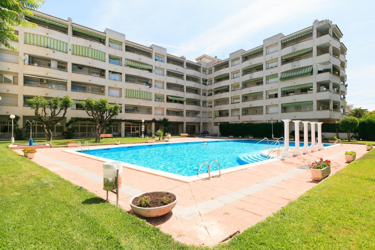 Uhc Marathon Apartments Salou Ngoại thất bức ảnh