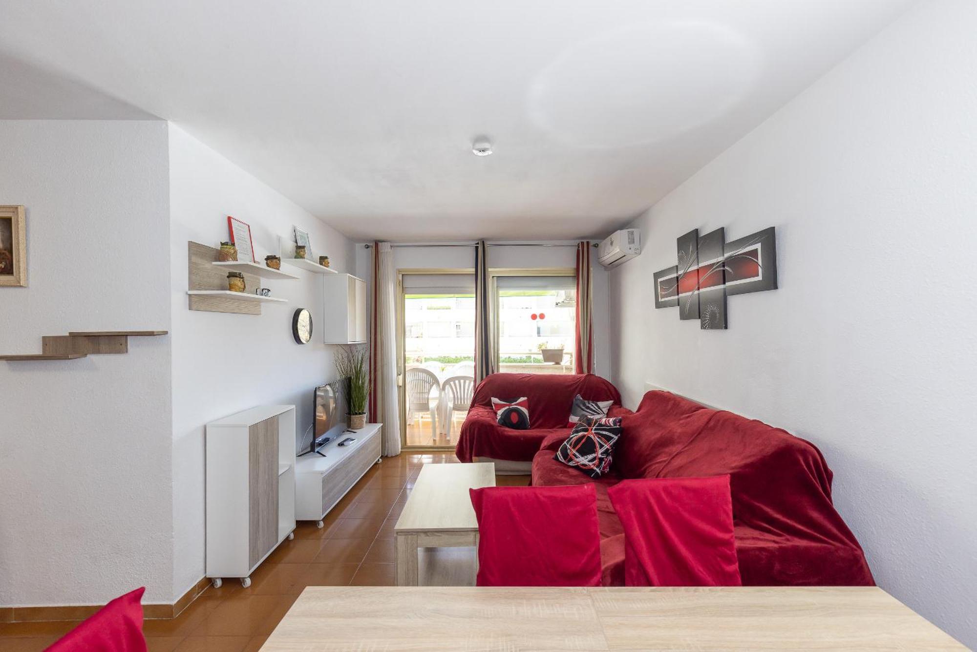 Uhc Marathon Apartments Salou Phòng bức ảnh