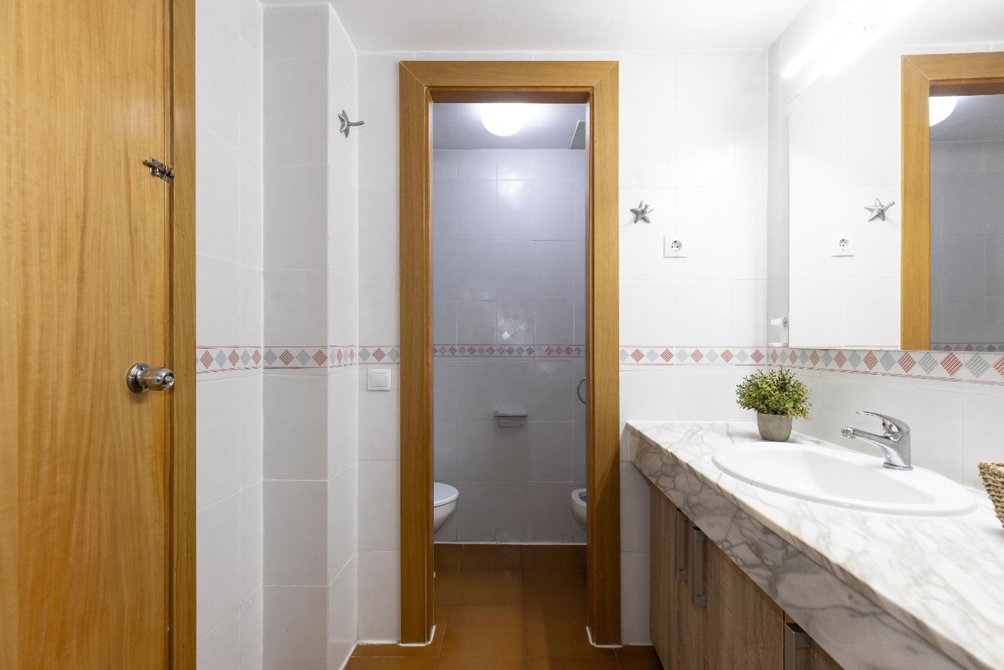 Uhc Marathon Apartments Salou Phòng bức ảnh
